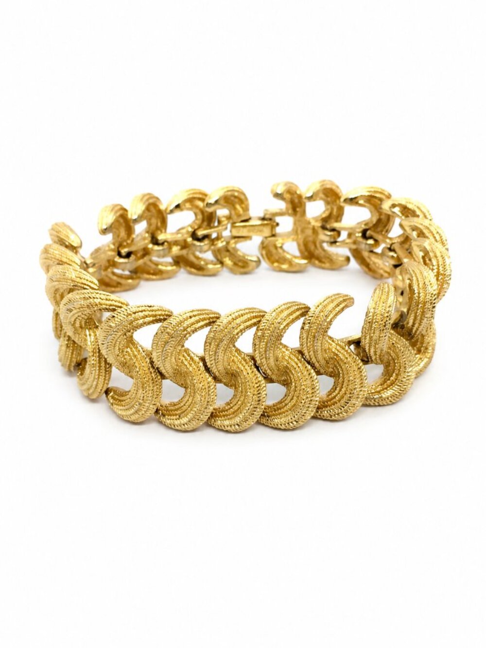 VINTAGE MONET BRACELET Gold Tone Textured Chunky Wide S Link Statement